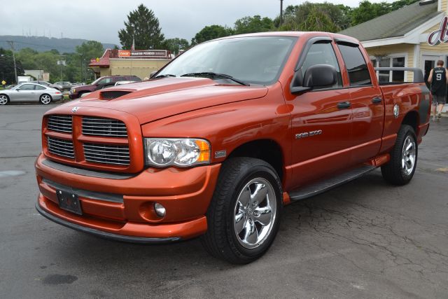 Dodge Ram 1500 2005 photo 2