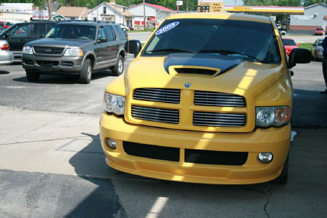 Dodge Ram 1500 2005 photo 2