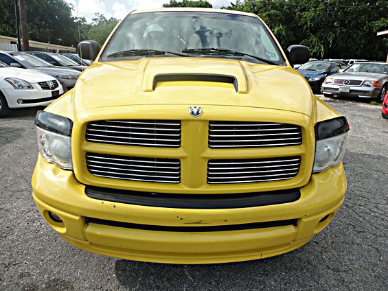 Dodge Ram 1500 2005 photo 3