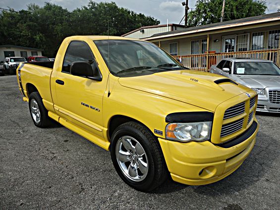 Dodge Ram 1500 2005 photo 4