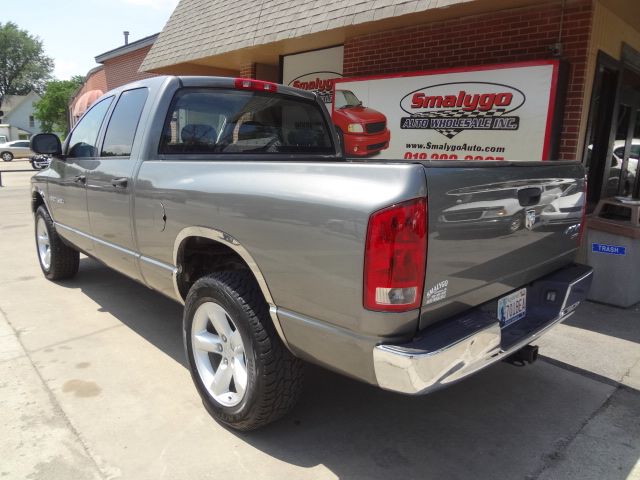 Dodge Ram 1500 2005 photo 2