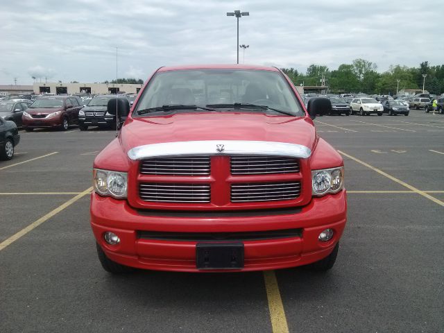 Dodge Ram 1500 Ext WT Pickup Truck