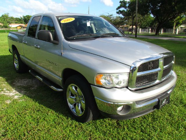 Dodge Ram 1500 2005 photo 4