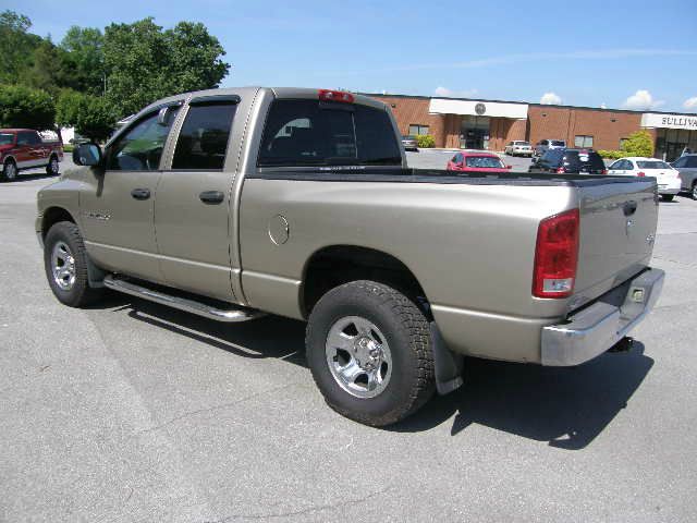 Dodge Ram 1500 Ext WT Pickup Truck