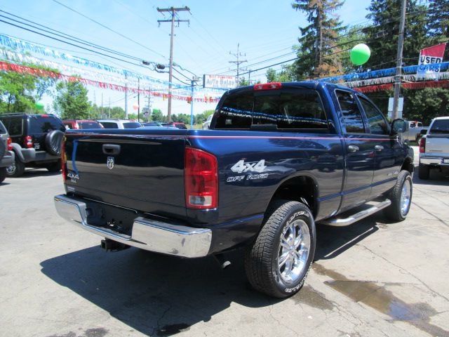 Dodge Ram 1500 Ext WT Pickup Truck