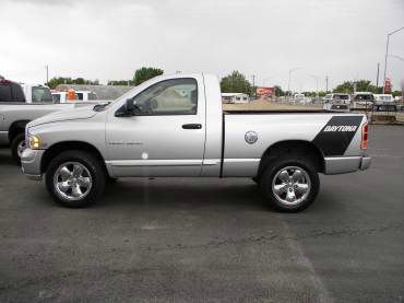 Dodge Ram 1500 2005 photo 2