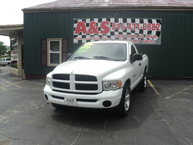 Dodge Ram 1500 2005 photo 3