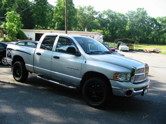 Dodge Ram 1500 2005 photo 4