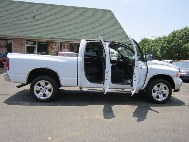 Dodge Ram 1500 2005 photo 16