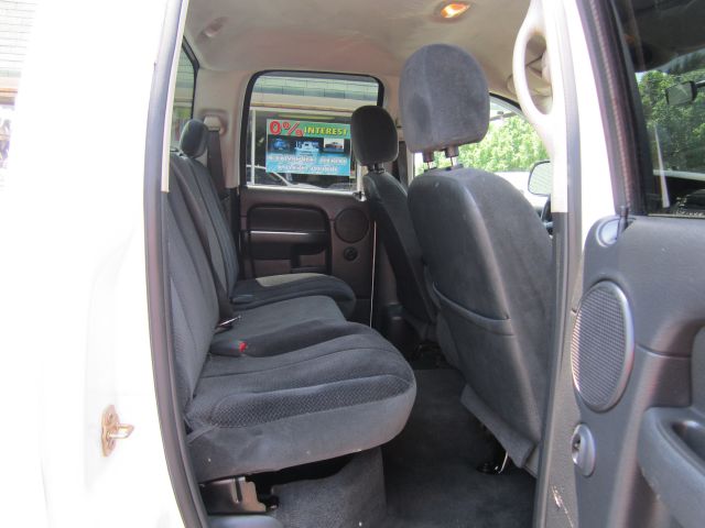 Dodge Ram 1500 2005 photo 2