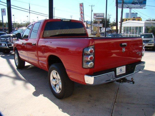 Dodge Ram 1500 2005 photo 2