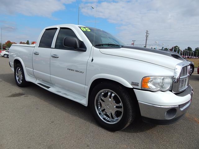 Dodge Ram 1500 2005 photo 3