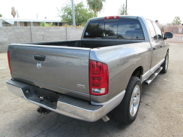 Dodge Ram 1500 2005 photo 2