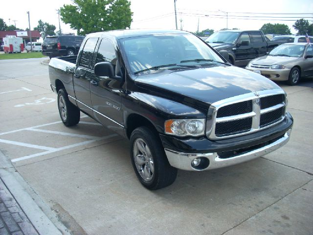 Dodge Ram 1500 Ext WT Pickup Truck