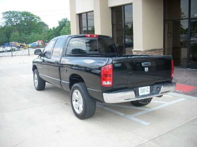 Dodge Ram 1500 2005 photo 2