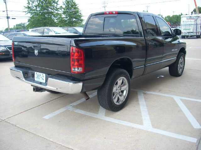 Dodge Ram 1500 2005 photo 4