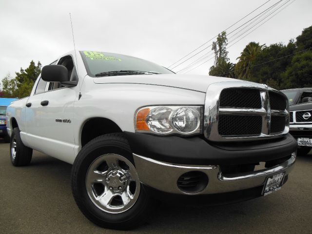 Dodge Ram 1500 2005 photo 3