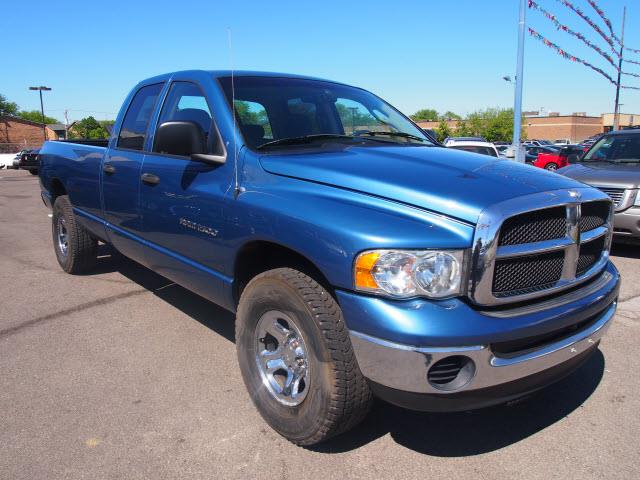 Dodge Ram 1500 2005 photo 3