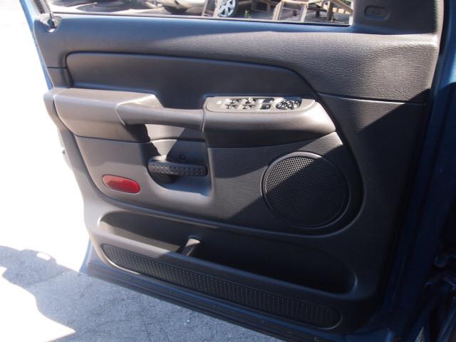 Dodge Ram 1500 2005 photo 4