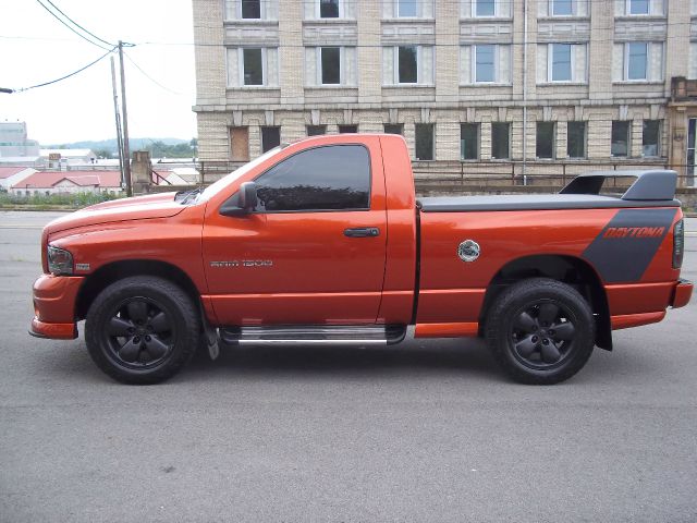 Dodge Ram 1500 2005 photo 4