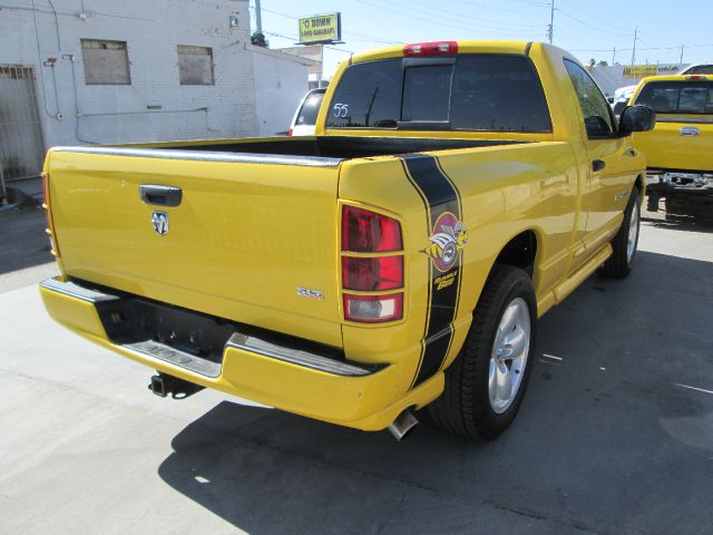 Dodge Ram 1500 2005 photo 2