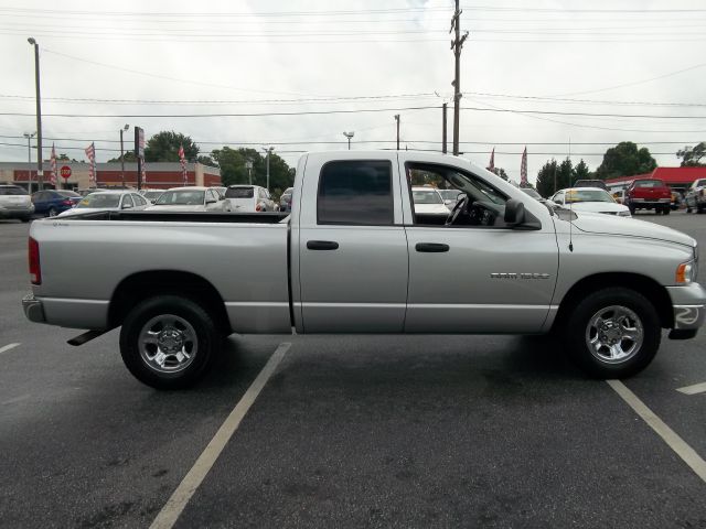 Dodge Ram 1500 2005 photo 3