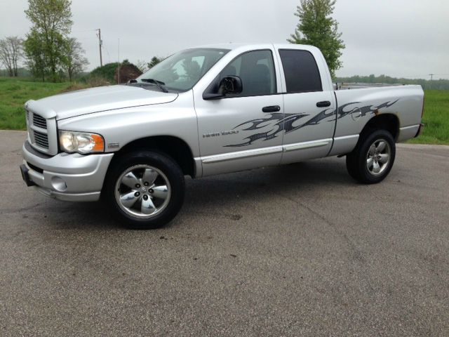 Dodge Ram 1500 2005 photo 2