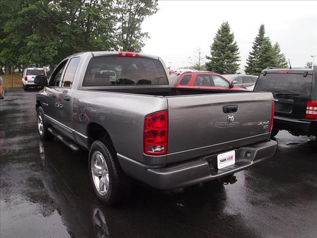 Dodge Ram 1500 2005 photo 2