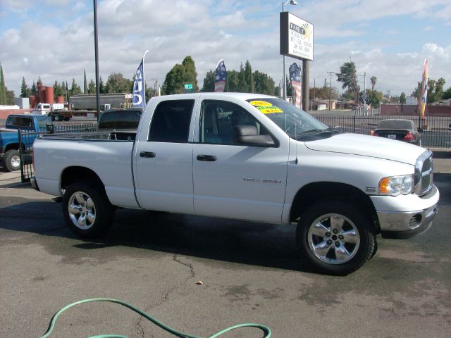 Dodge Ram 1500 2005 photo 2