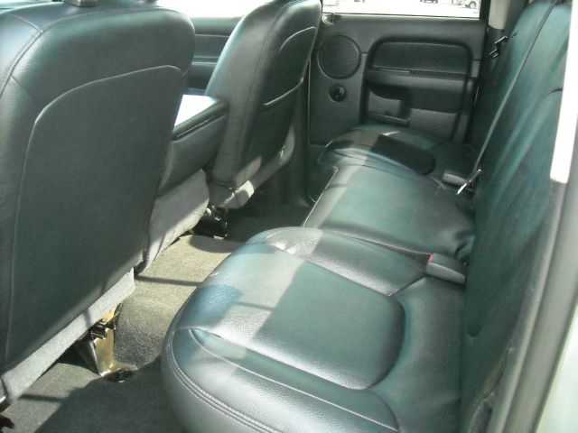 Dodge Ram 1500 2005 photo 2