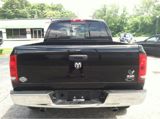 Dodge Ram 1500 2005 photo 2