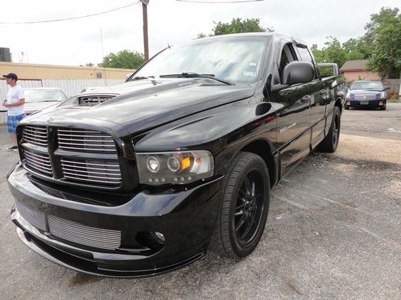 Dodge Ram 1500 2005 photo 2