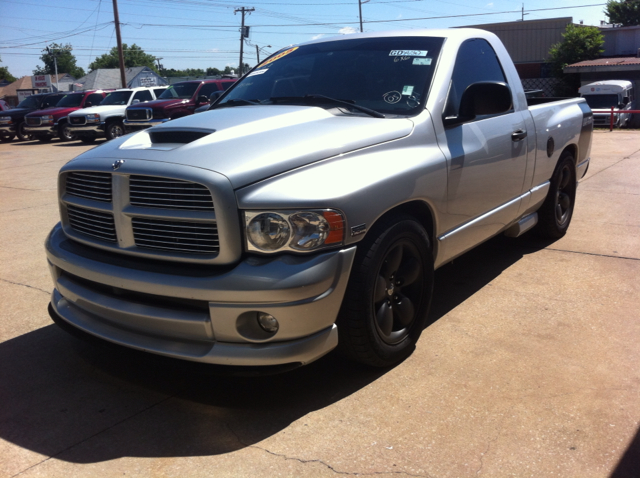 Dodge Ram 1500 2005 photo 3