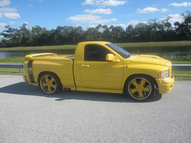 Dodge Ram 1500 2005 photo 3