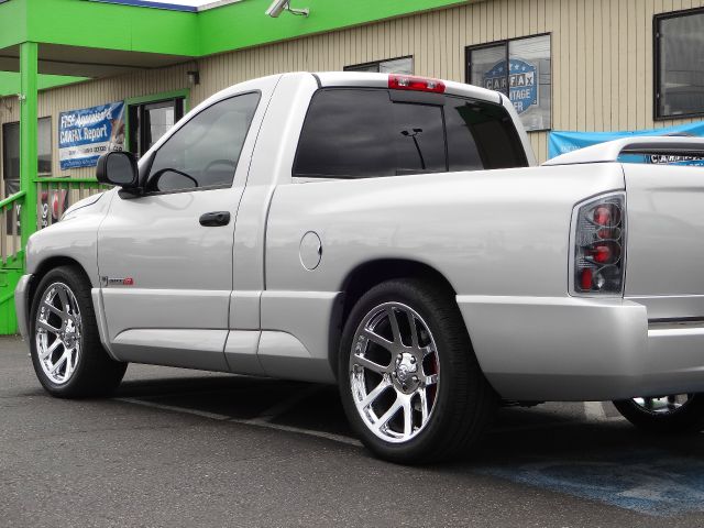 Dodge Ram 1500 2005 photo 3