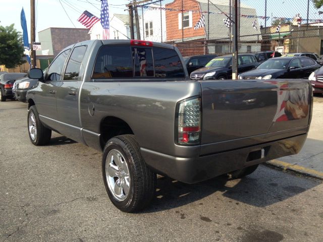 Dodge Ram 1500 2005 photo 2