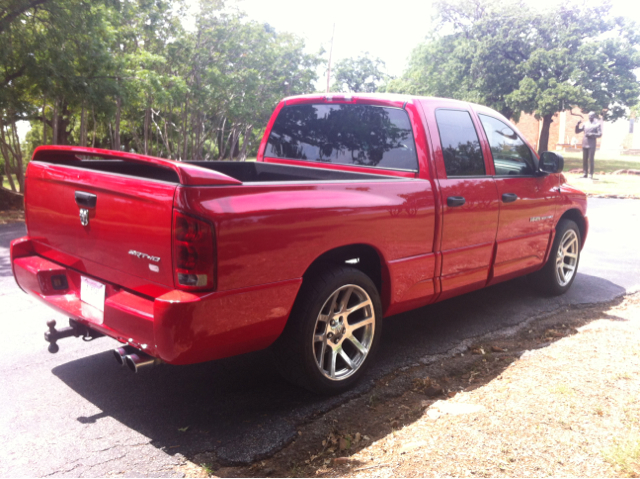 Dodge Ram 1500 2005 photo 4