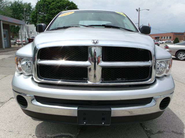 Dodge Ram 1500 2005 photo 14