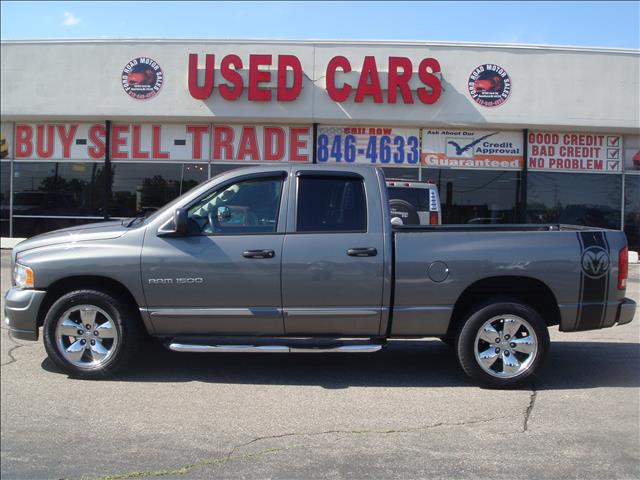 Dodge Ram 1500 Ext WT Pickup Truck