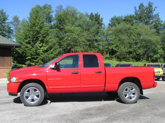 Dodge Ram 1500 2005 photo 2