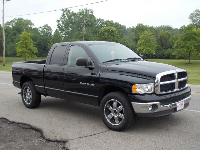 Dodge Ram 1500 Ext WT Pickup Truck