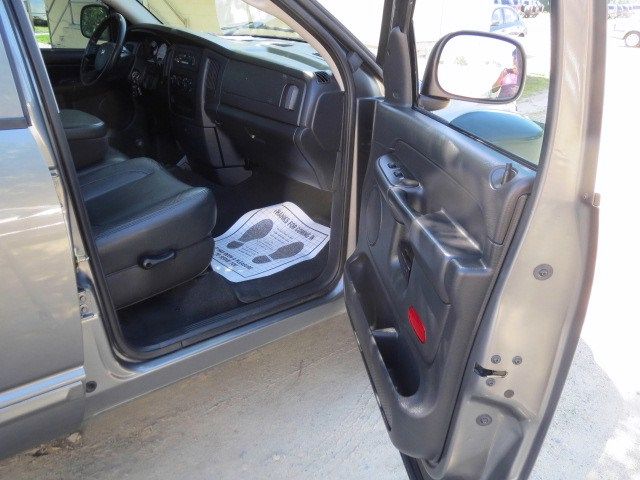 Dodge Ram 1500 2005 photo 36