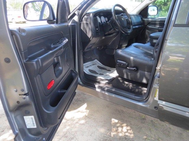 Dodge Ram 1500 2005 photo 44