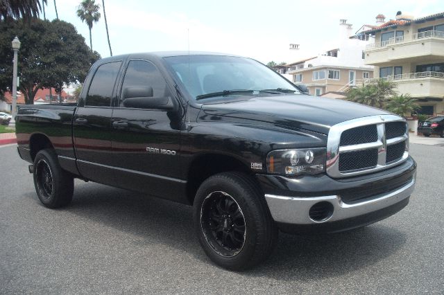 Dodge Ram 1500 2005 photo 2