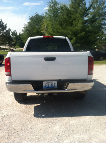 Dodge Ram 1500 2005 photo 2