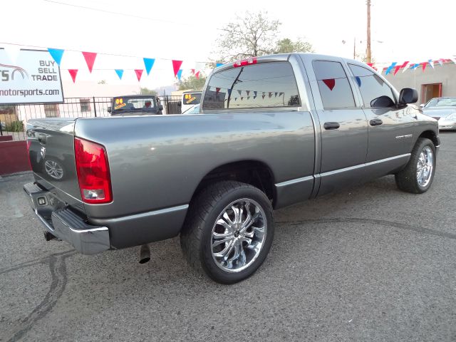 Dodge Ram 1500 1500 LT Crew Cab 4WD Pickup Truck