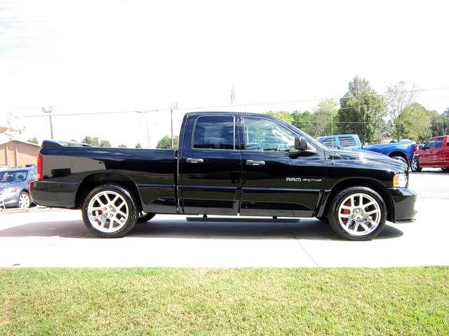 Dodge Ram 1500 2005 photo 3