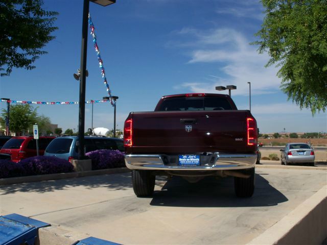 Dodge Ram 1500 Ext WT Pickup Truck