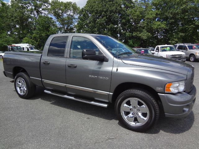 Dodge Ram 1500 2005 photo 3