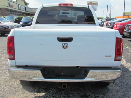 Dodge Ram 1500 2005 photo 2